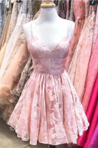 Vestidos de fiesta con tirantes finos y escote en V de jacquard.