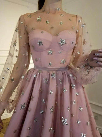 Funkelndes A-Linien-Kleid mit Rundhalsausschnitt und langen Ärmeln, verziert mit Pailletten