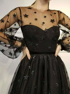 Vestido de fiesta brillante de corte A, cuello redondo, mangas largas y lentejuelas
