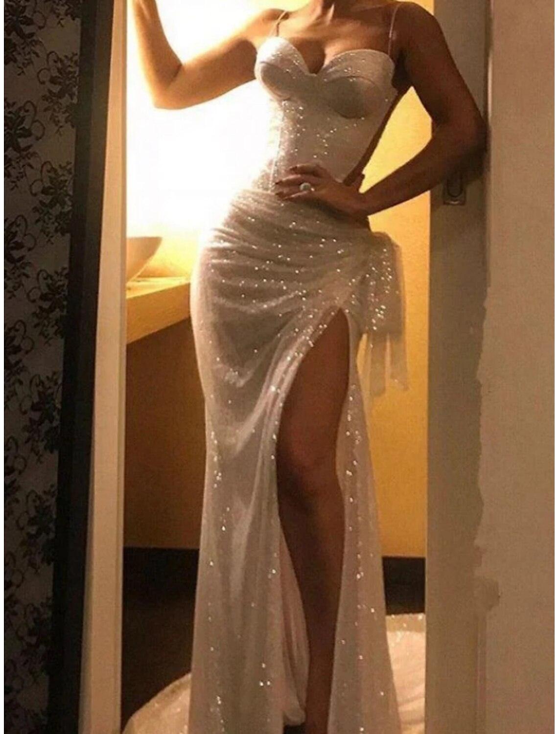 Vestido de noche con corte en forma de columna, corte alto, para invitados de boda, formal, sin mangas, con tirantes finos, de satén y brillo.