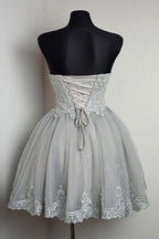 Strapless Sweetheart Neck Grey Homecoming Dresses Lace Appliqued