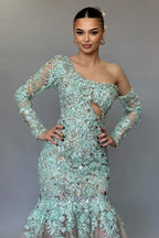 Impresionante vestido de fiesta largo de sirena con un solo hombro, encaje y cuentas, con mangas largas