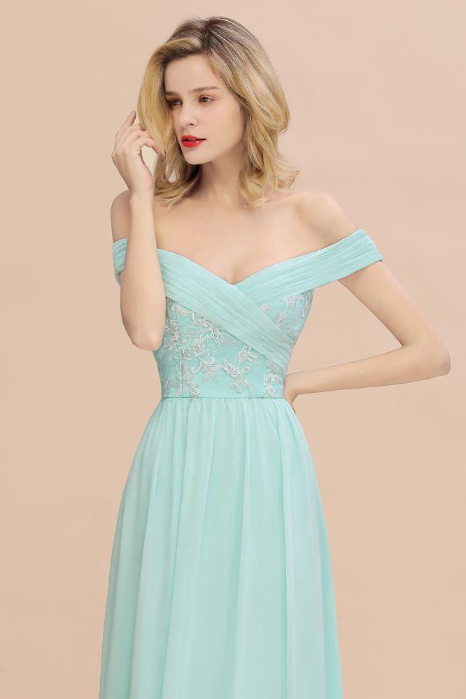 Vestido de dama de honor sencillo con hombros descubiertos y volantes de corazón
