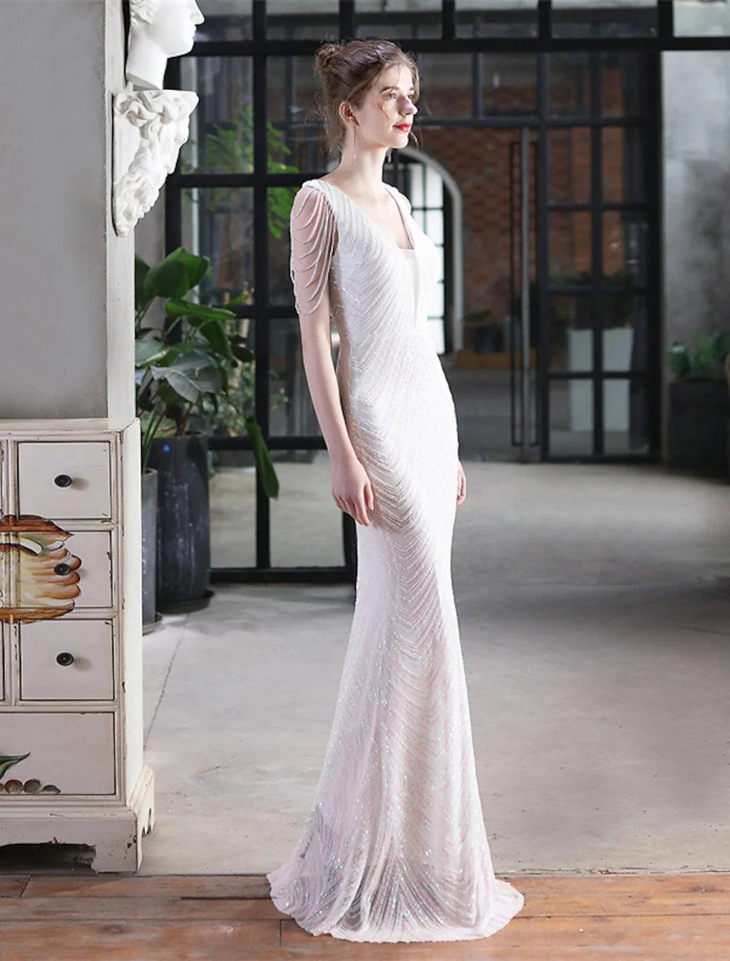 Meerjungfrau/Trompete Abendkleid Sparkle &amp; Shine Kleid Formelle Hochzeitsgast Bodenlang Ärmellos V-Ausschnitt Pailletten mit Fransen Paillettenquaste