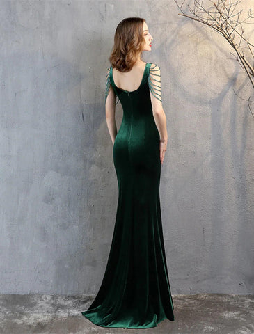 Meerjungfrau/Trompete Ballkleider Elegantes Kleid Formeller Hochzeitsgast Bodenlang Ärmellos V-Ausschnitt Samt mit Fransen Quaste Schlitz