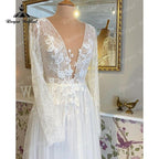 Vestidos Vestido de novia de corte A para playa con escote en V profundo, manga larga, apliques de encaje, tul, cola larga, vestido de recepción de boda