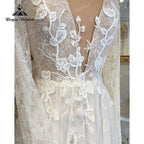 Vestidos Vestido de novia de corte A para playa con escote en V profundo, manga larga, apliques de encaje, tul, cola larga, vestido de recepción de boda