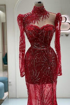 Rotes Ballkleid im Vintage-Stil mit säulenförmigem Tüll und herzförmigem Ausschnitt und langen Ärmeln