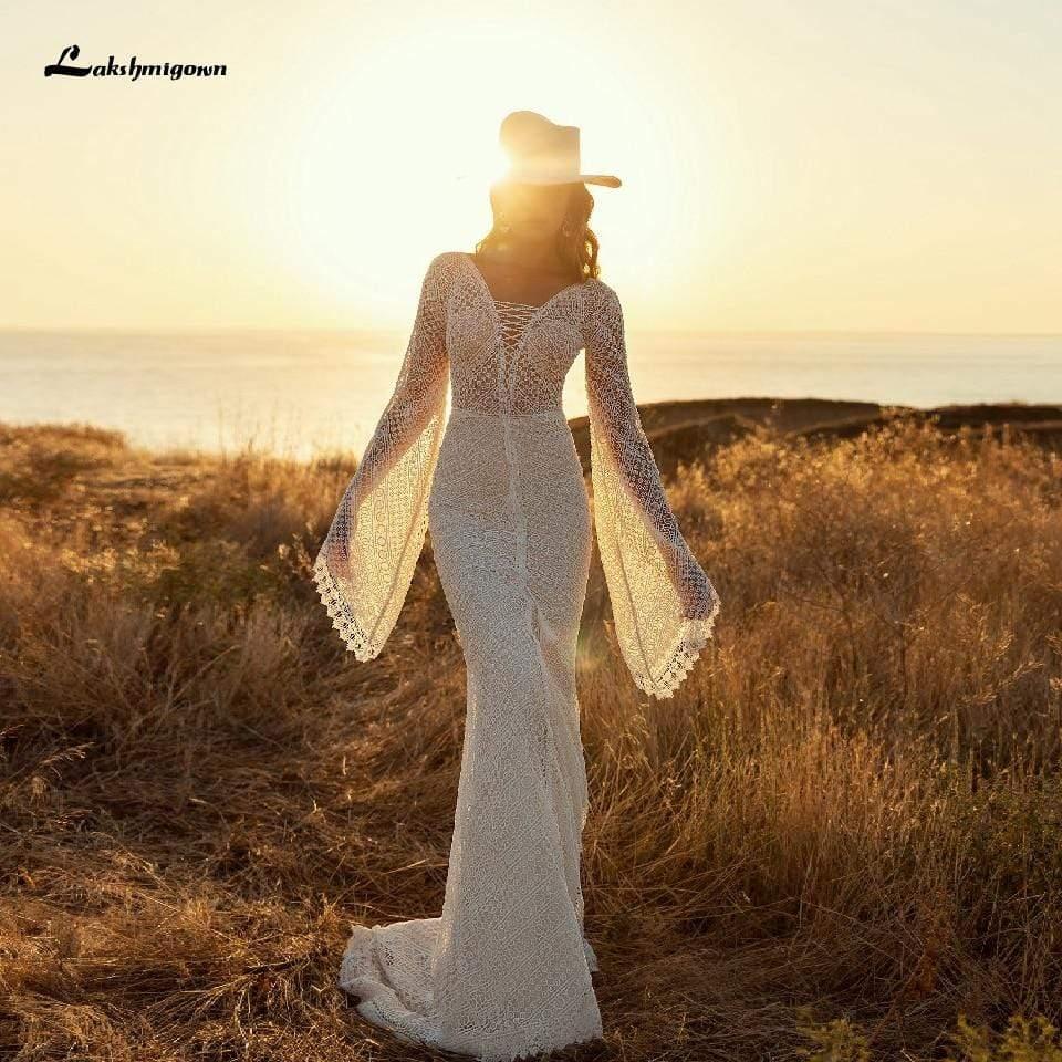 Vestido de novia estilo sirena bohemio con mangas abullonadas y encaje vintage de NumberSea para mujer