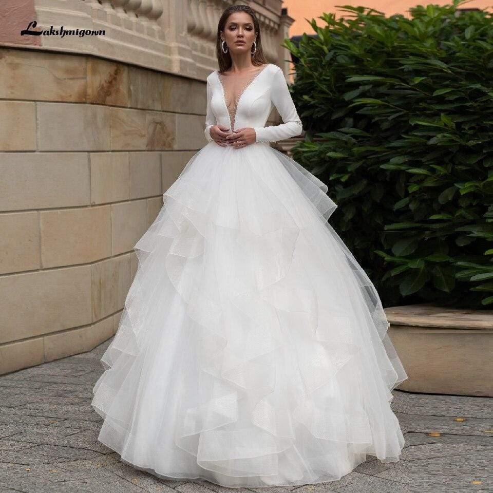Vestido de novia vintage con volantes y manga larga de NumberSea