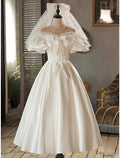 Vestidos de novia vintage blancos cortos, largos, corte A, manga corta, hombros descubiertos, satén con lazo(s).