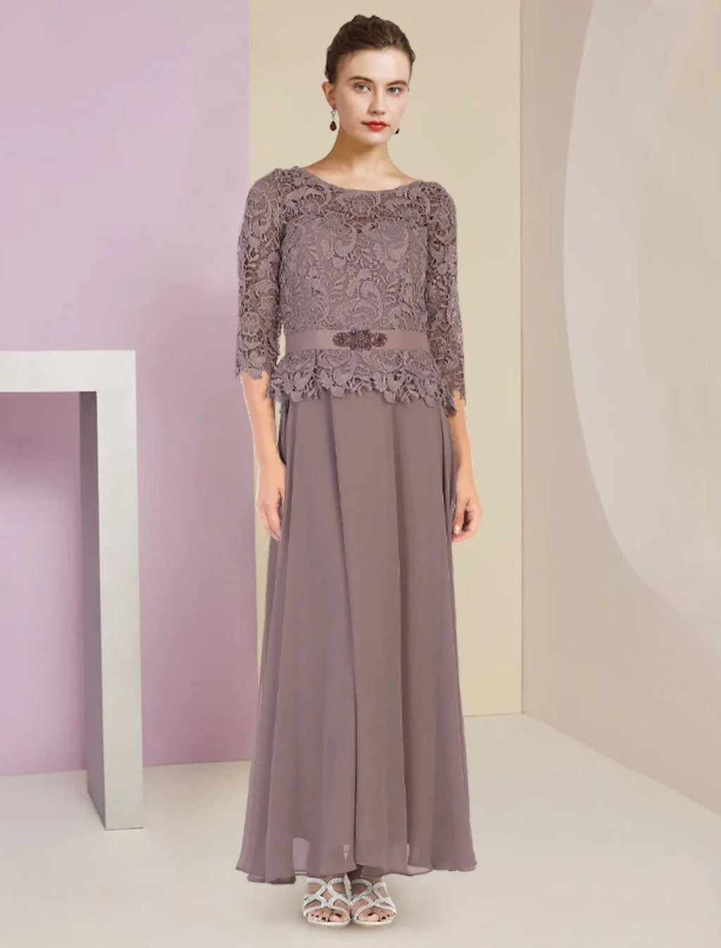Vestido de dos piezas de corte A para madre de la novia, para invitada de boda formal, elegante, escote redondo, largo hasta el suelo, de gasa, con encaje, mangas 3/4, cruzado incluido con apliques, broche de cristal
