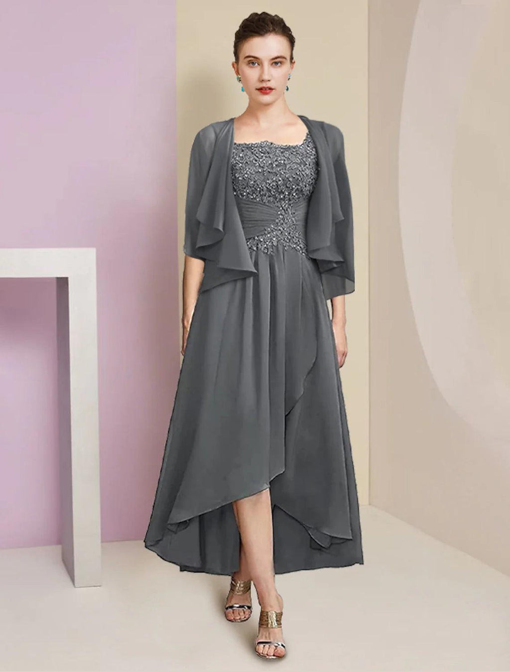 Zweiteiliges A-Linien-Kleid für die Mutter der Braut, formelle Hochzeitsgastparty, eleganter quadratischer Ausschnitt, asymmetrische Wadenlänge, Chiffonspitze, 3/4-Ärmel, Wickelärmel mit gerüschen Applikationen enthalten