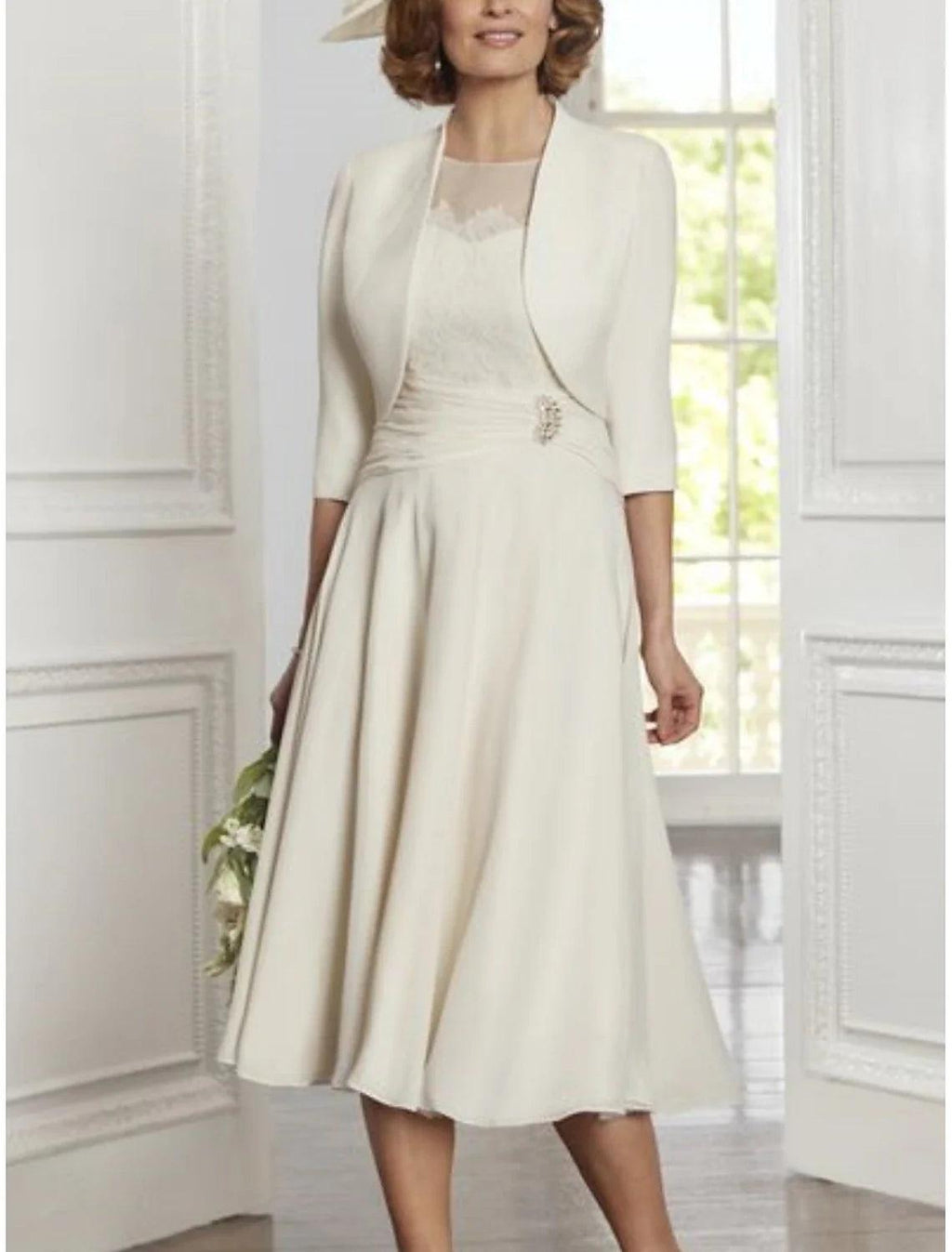 Vestido elegante de dos piezas para madre de la novia, de fiesta, con escote redondo, largo hasta la rodilla, encaje, gasa elástica, manga 3/4 y pliegues con cristales.